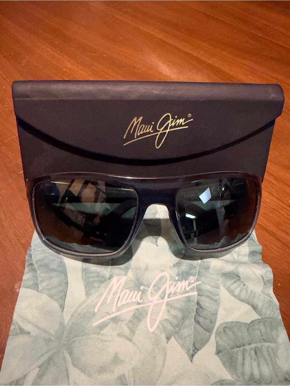 Maui Jim Byron Bay 746 Sunglasses Marlin with Polarized Neutral Grey Lens